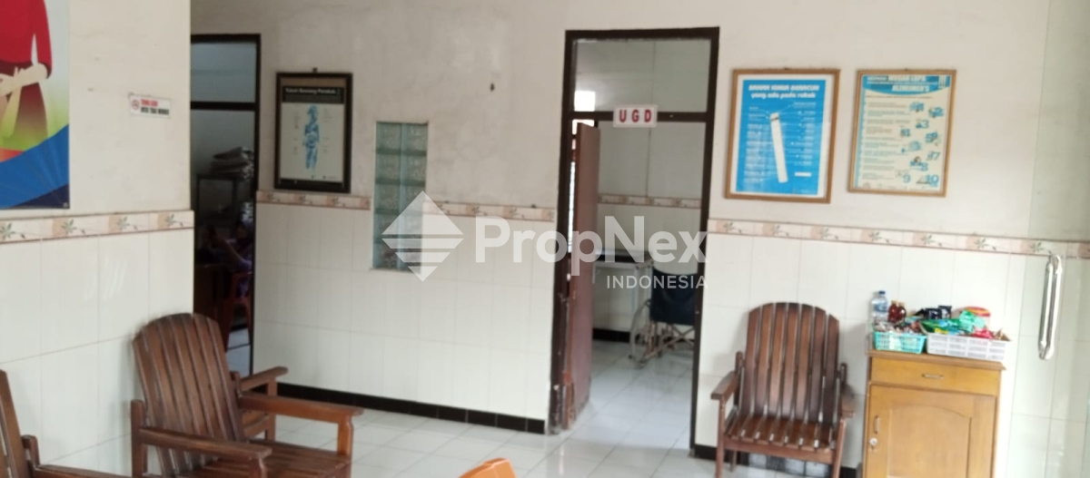 Rumah Pribadi dan Klinik Bagus di Gresik Lokasi Strategis — foto 6